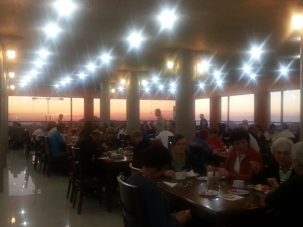 וואדי מוסא Al Anbat Hotel & Restaurant מראה חיצוני תמונה